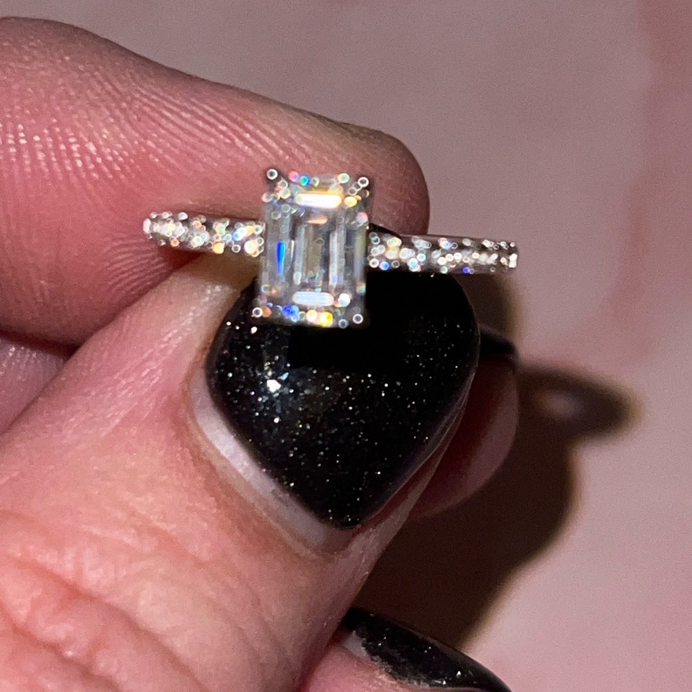 Sparkling Emerald-Cut Moissanite Engagement Ring - Silver